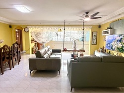 Blk 132 Geylang East Grove (Geylang), HDB Executive #500519811